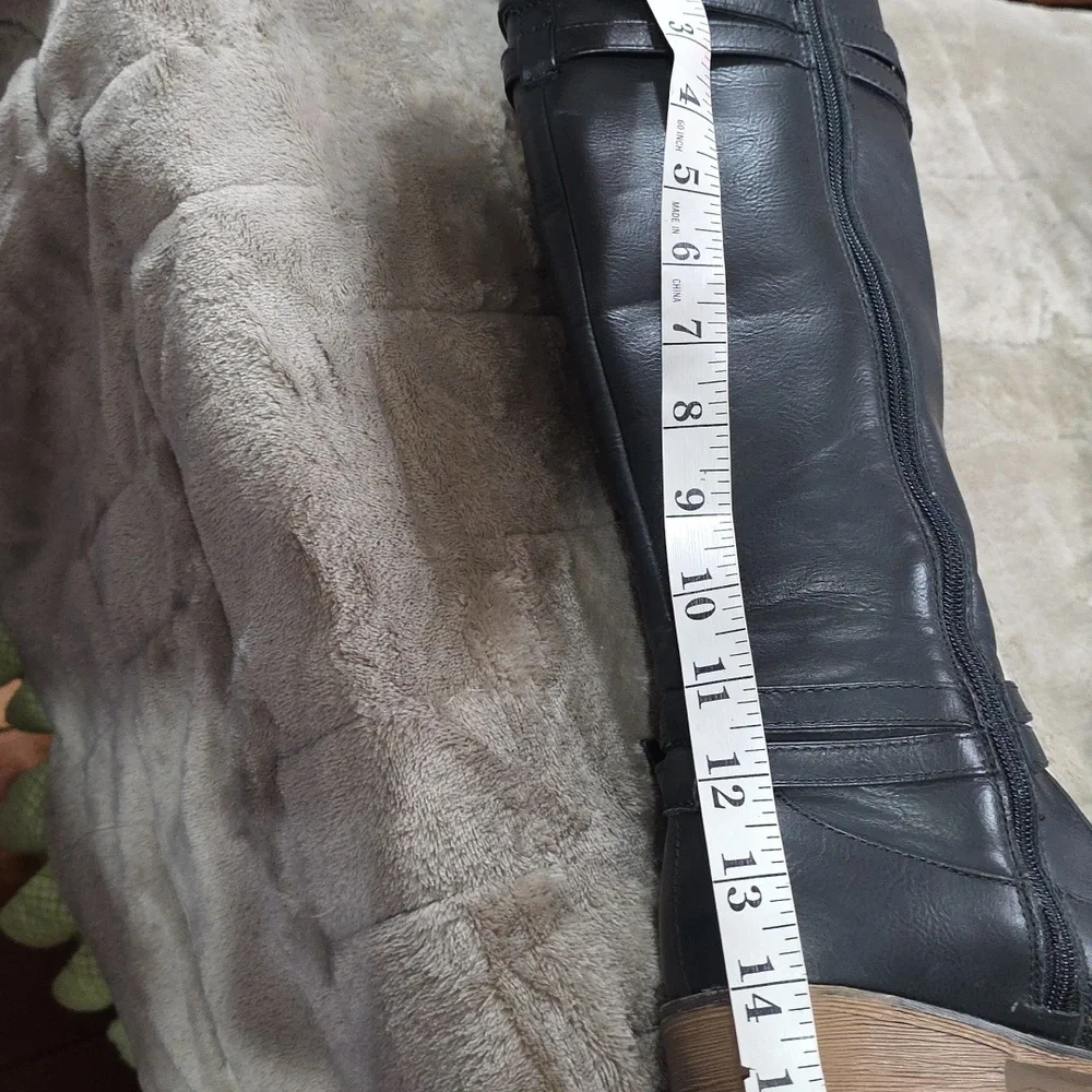Kenneth Cole Downtown Straps Girls Tall Boots Black Zips Buckle Accents Sz 4 EUC